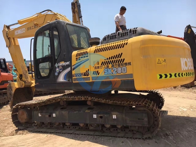 Kobelco SK260