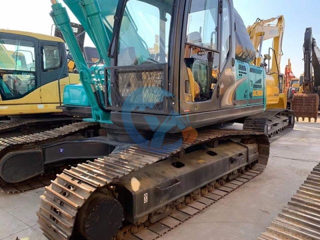 Kobelco SK260D