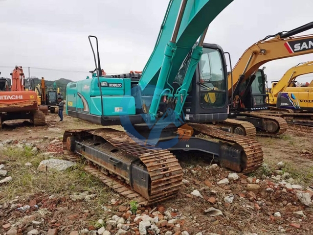 Kobelco SK250-8