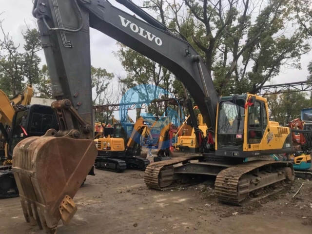 Volvo EC290