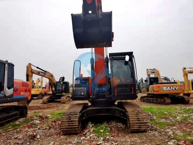 Hitachi ZX240-3